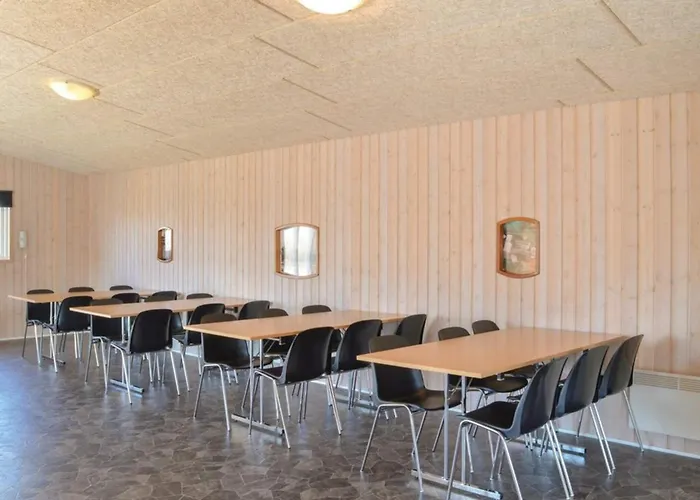 4 Star In Дом отдыха *